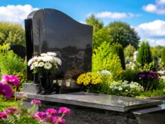 Пам'ятники у Дубровиці: як замовити якісний гранітний меморіал