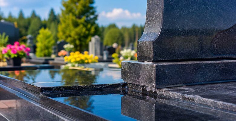Пам'ятники у Луцьку: гідроізоляція швів та захист від руйнування